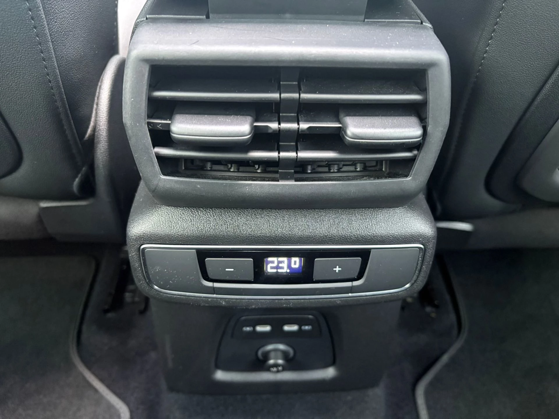 Hoofdafbeelding Audi Q4 Sportback e-tron