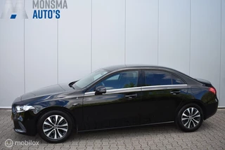 Mercedes-Benz  A180d AUT. Launch Edition Cosmosschwarz CarPlay Widescreen Sportstoelen Camera