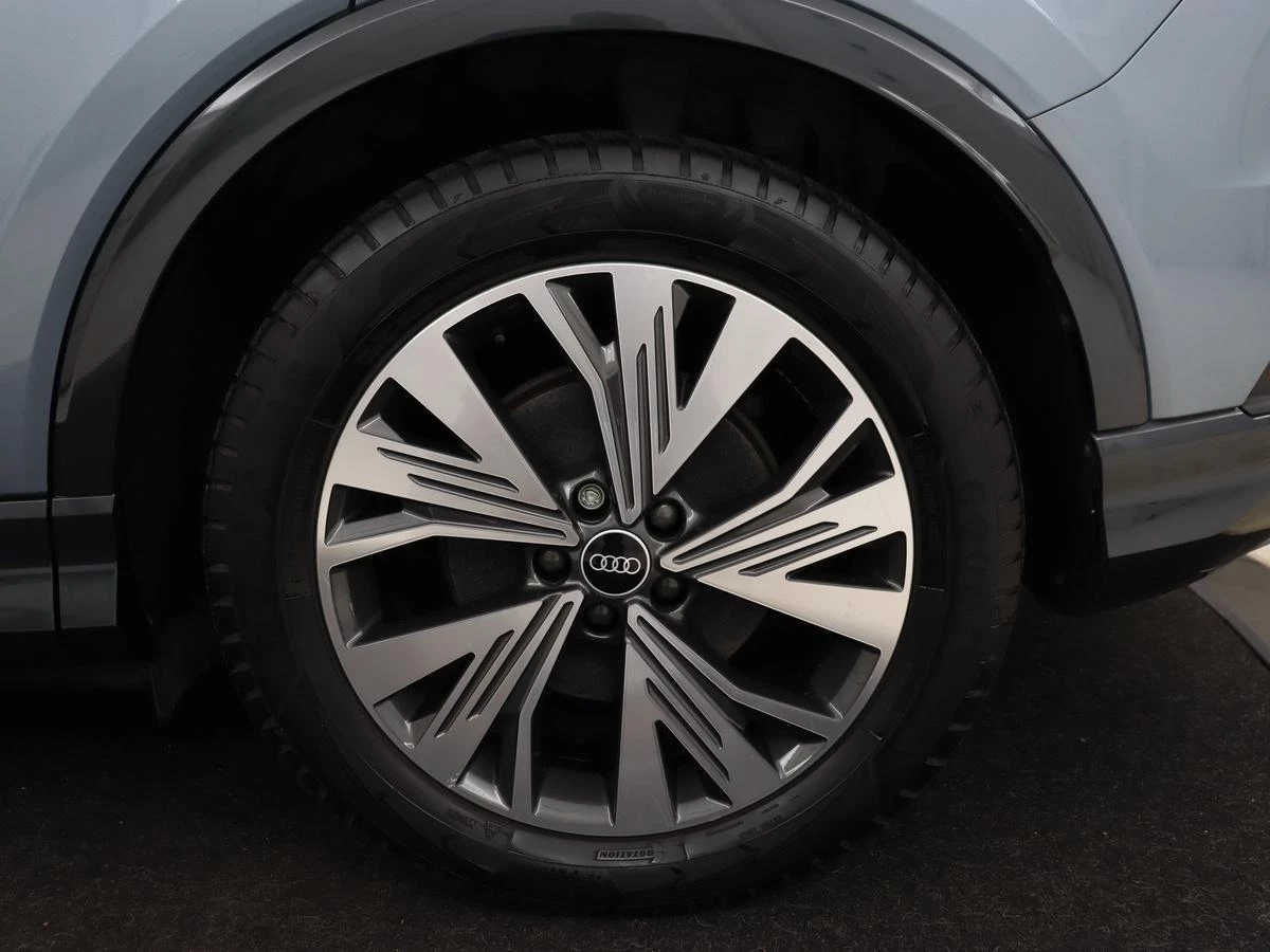 Hoofdafbeelding Audi Q4 e-tron