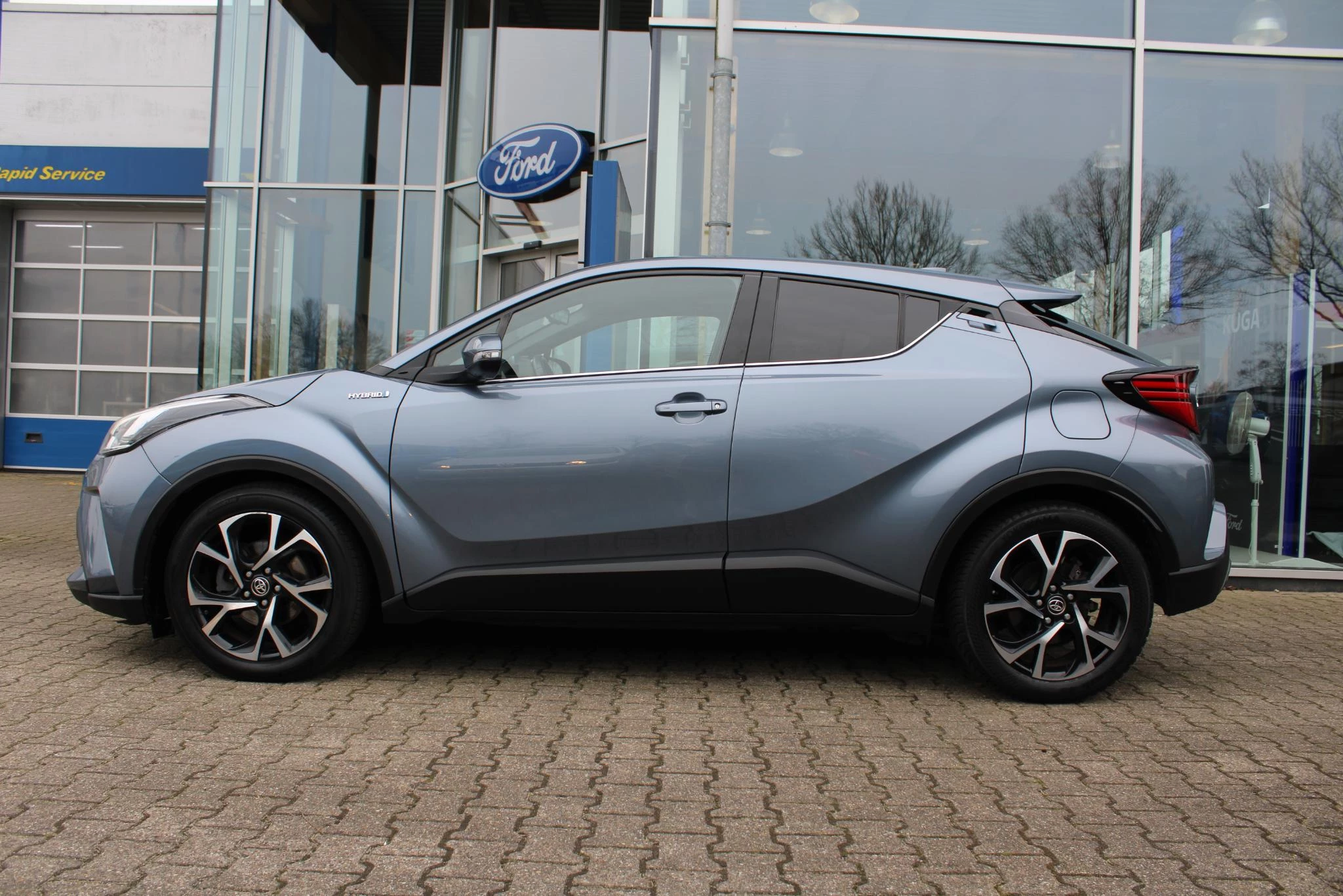 Hoofdafbeelding Toyota C-HR
