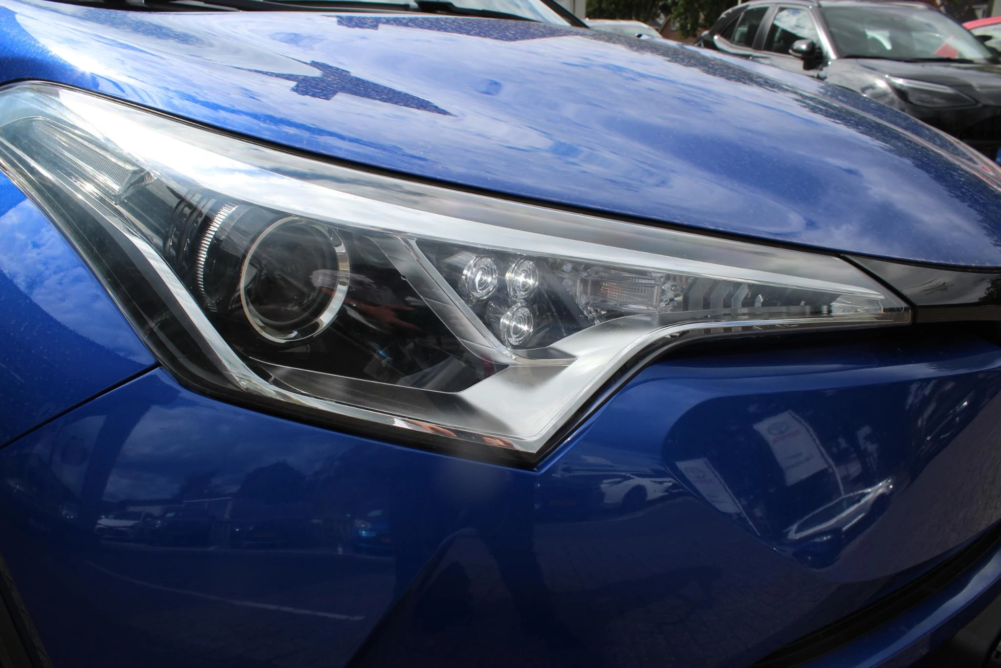 Hoofdafbeelding Toyota C-HR