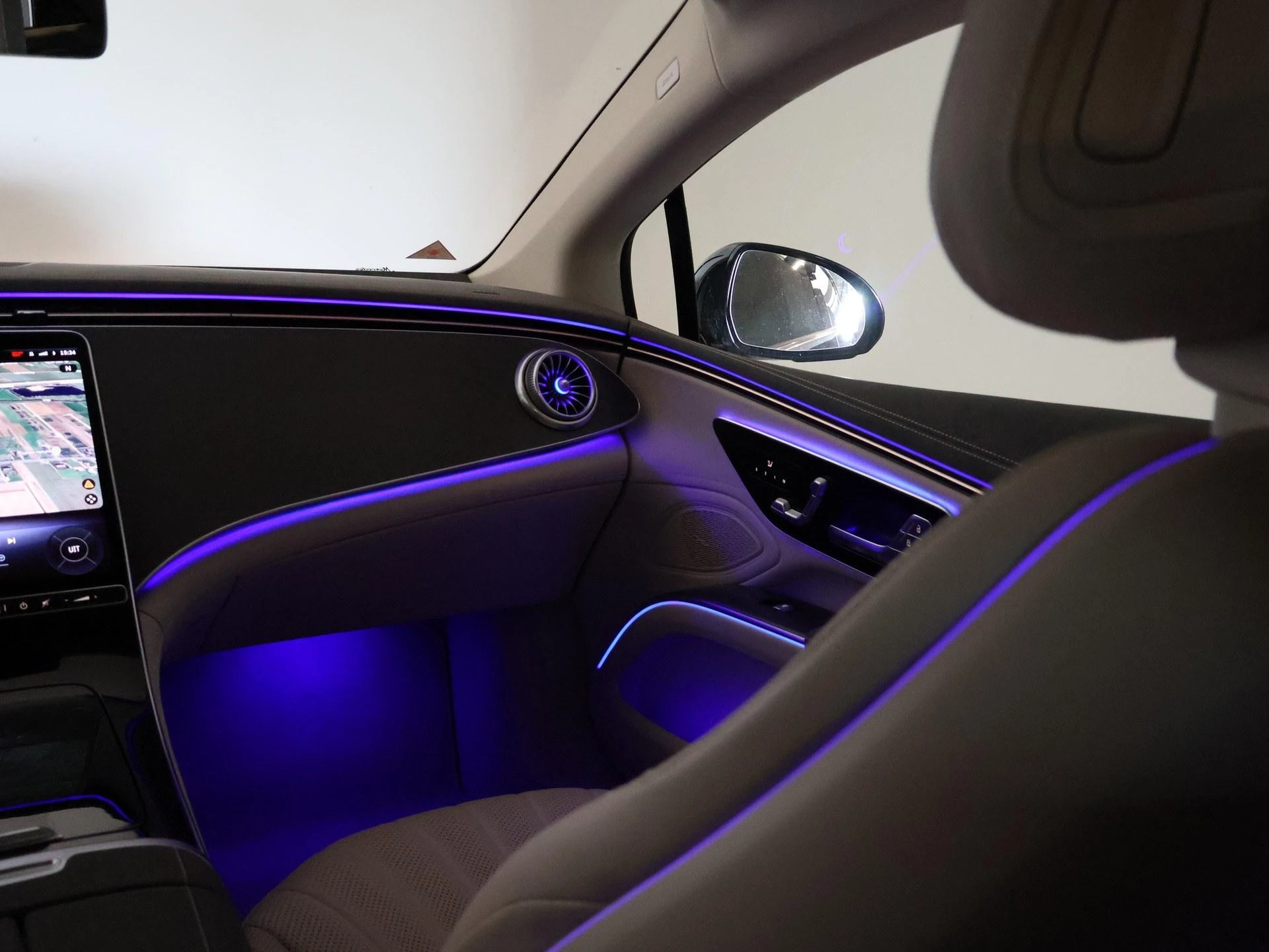 Hoofdafbeelding Mercedes-Benz EQS