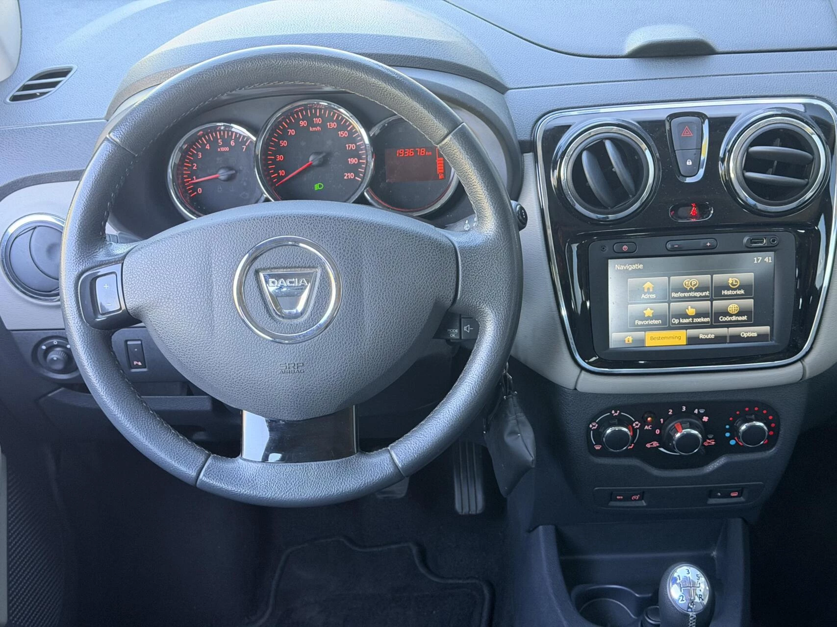 Hoofdafbeelding Dacia Lodgy