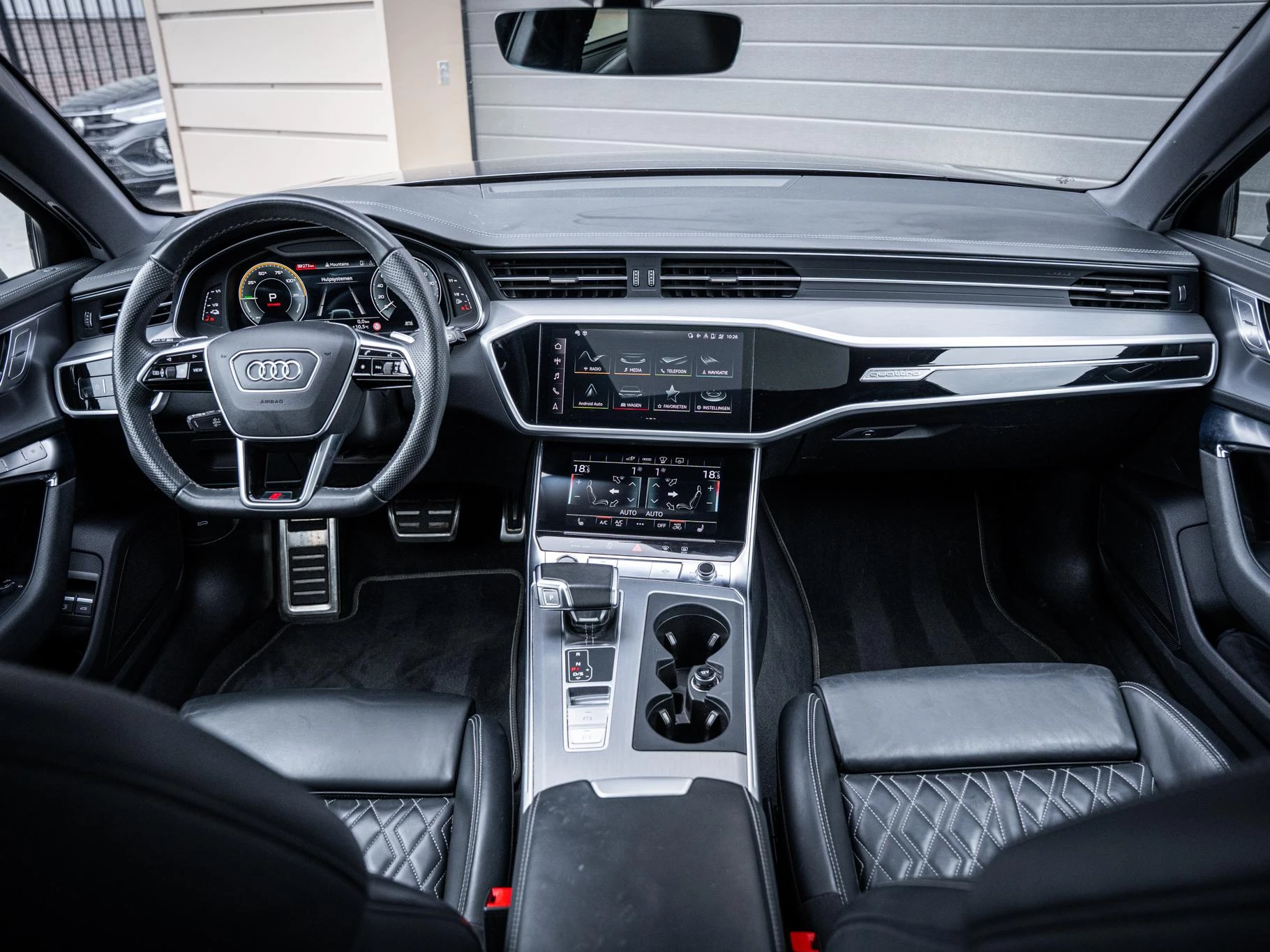 Hoofdafbeelding Audi A6