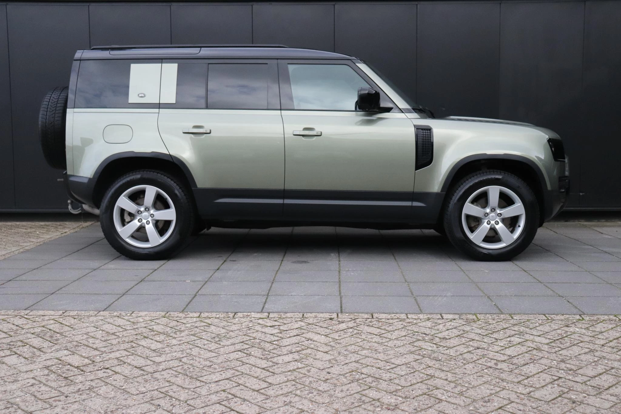 Hoofdafbeelding Land Rover Defender