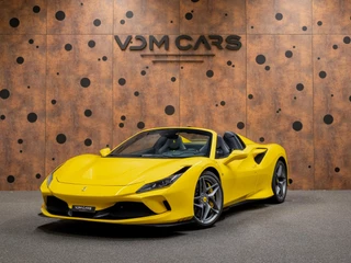 Hoofdafbeelding Ferrari F8 Spider Ferrari F8 Spider 3.9 V8 HELE | Lift | Carbon | Racing Seats | Camera |