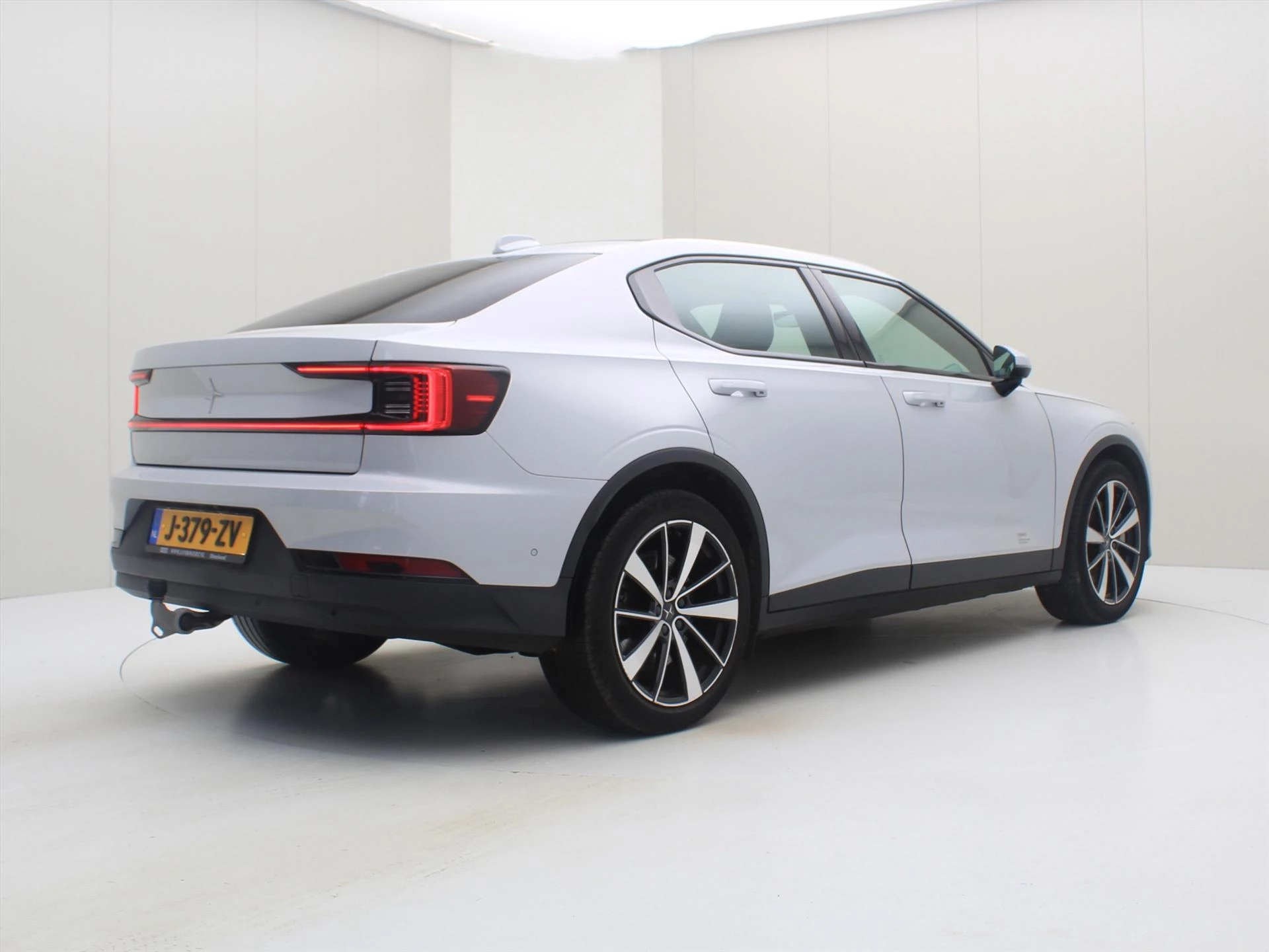 Hoofdafbeelding Polestar 2