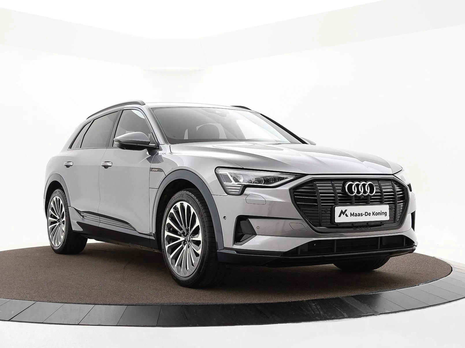 Hoofdafbeelding Audi e-tron