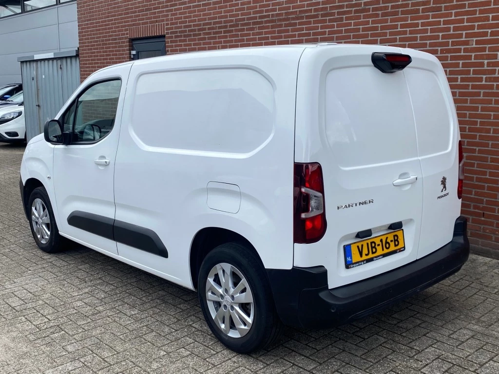 Hoofdafbeelding Peugeot Partner
