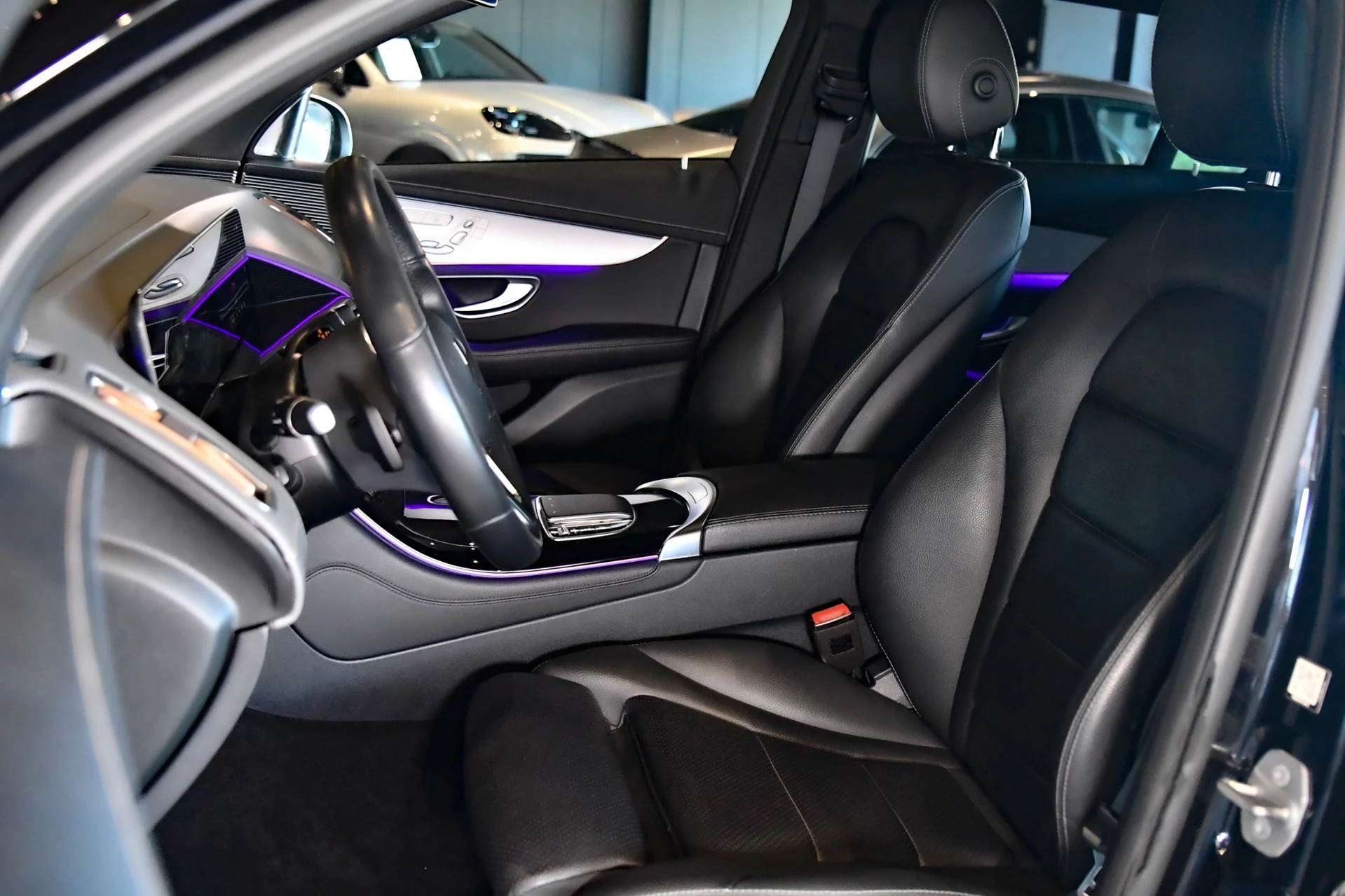 Hoofdafbeelding Mercedes-Benz EQC