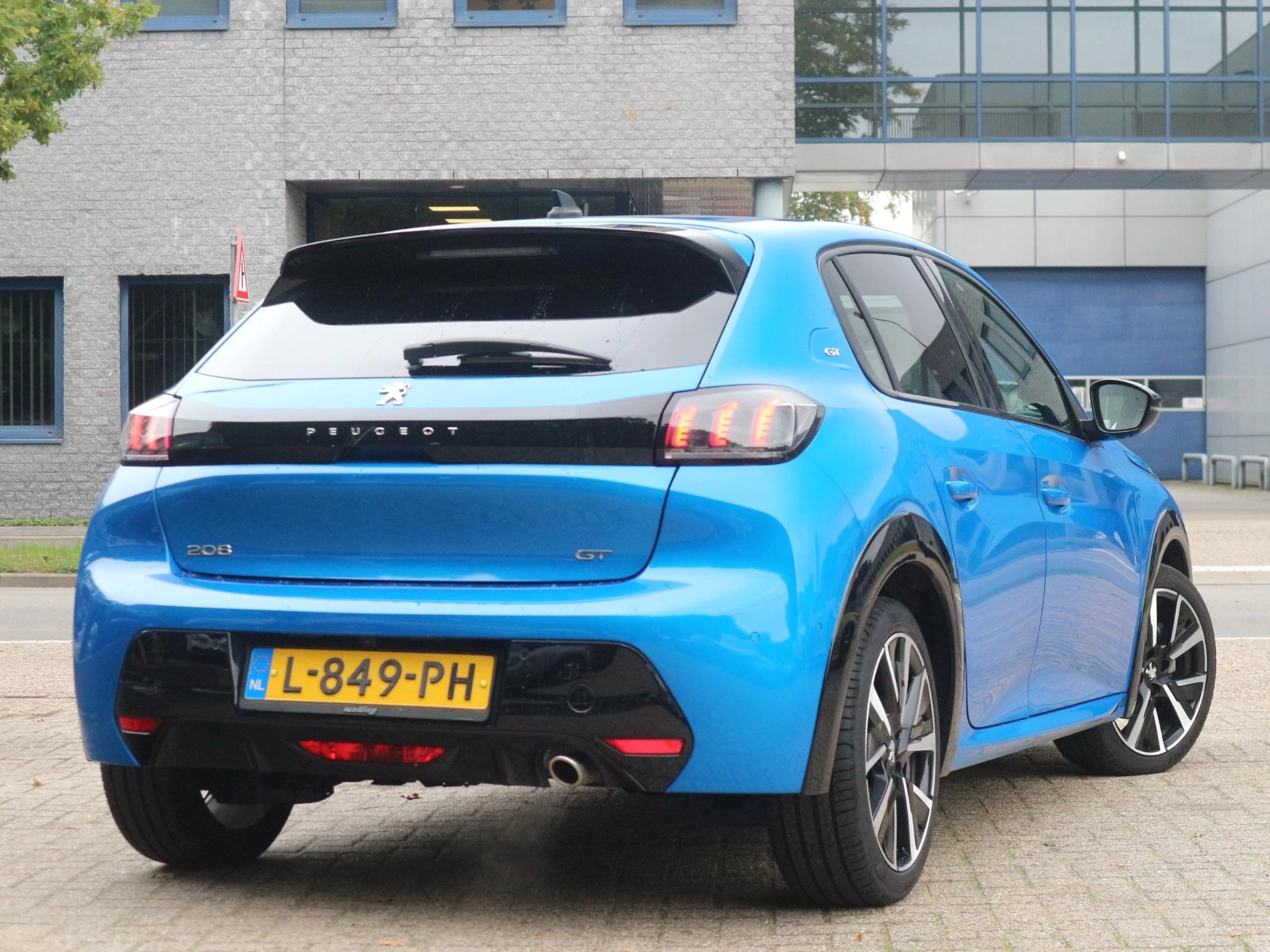 Hoofdafbeelding Peugeot 208