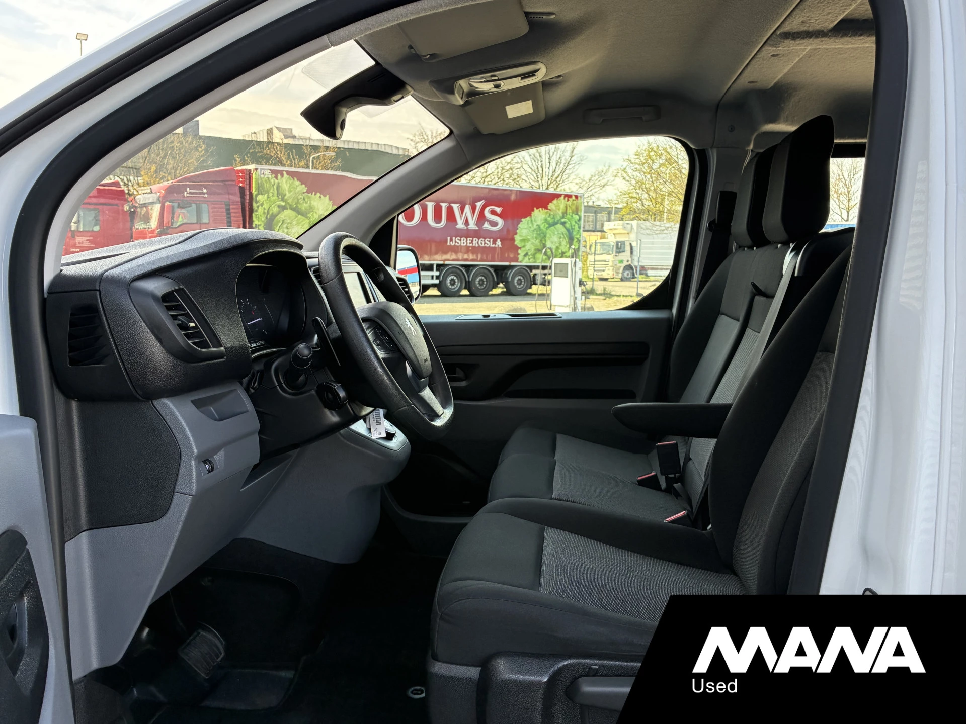 Hoofdafbeelding Peugeot Expert