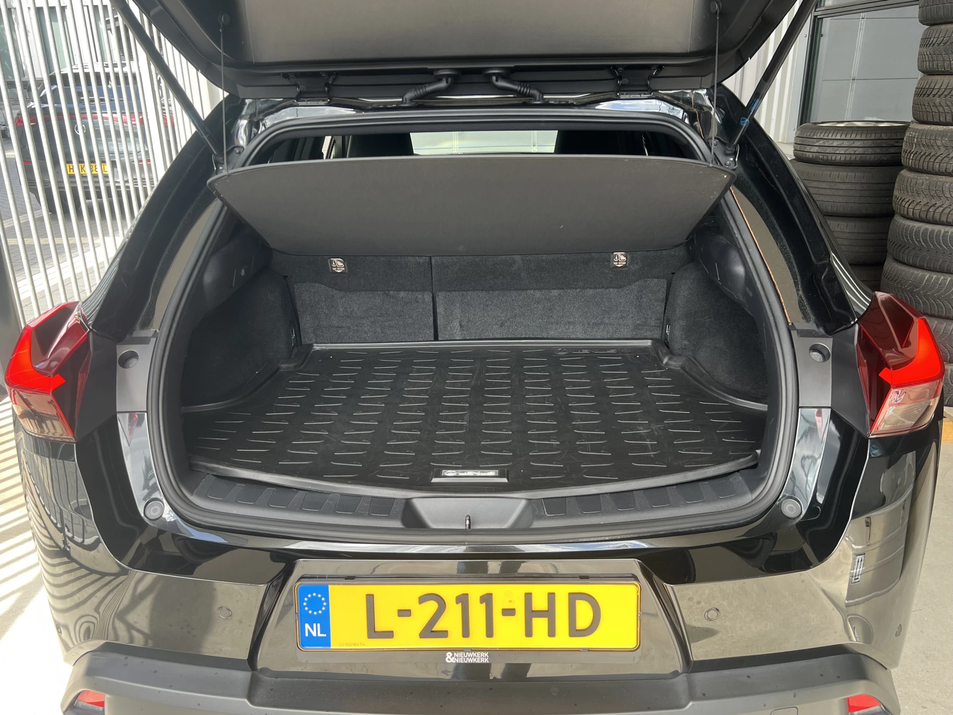 Hoofdafbeelding Lexus UX