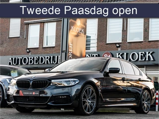 BMW 5 Serie 530e iPerformance High Exe M-Sport PANO HARMAN KARDON HUD 360 CAMERA 20 INCH SHADOW MEMORY STOEL