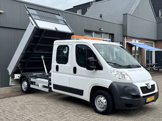 Hoofdafbeelding Peugeot Boxer Peugeot Boxer 335 2.2 HDI L3 DC Kipper Kieper Trekhaak 2500kg trekgewicht 7-Persoons uitvoering Open laadbak Pick-up P-up Euro 5