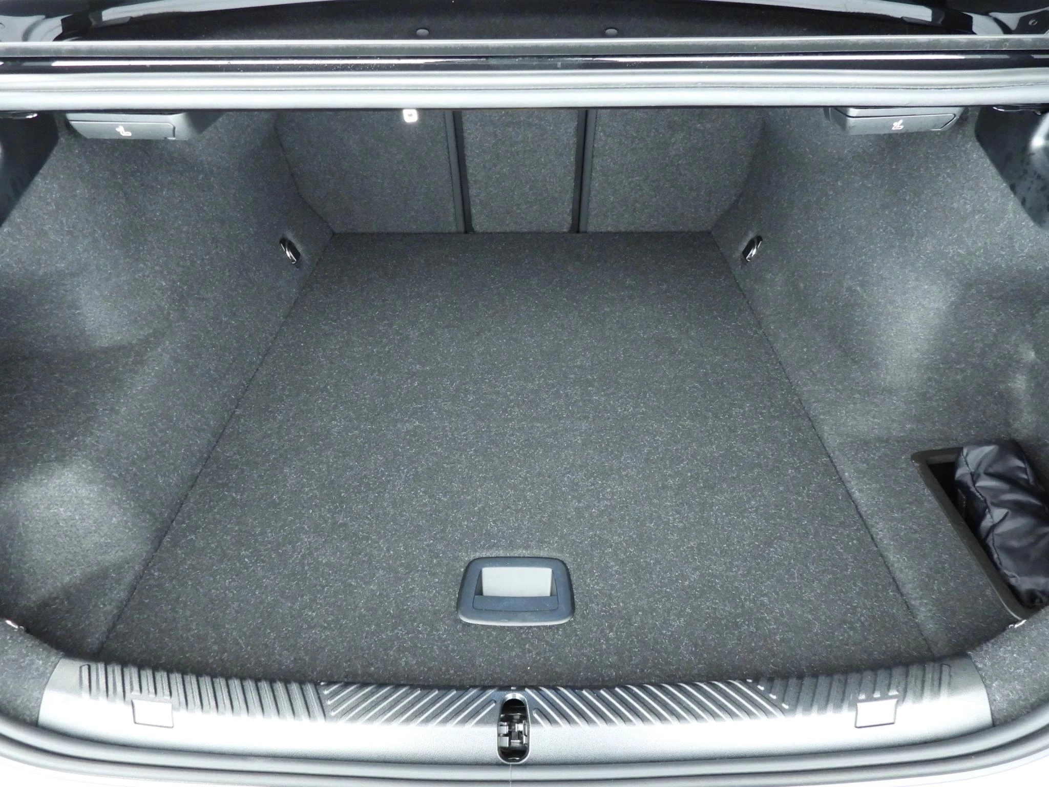 Hoofdafbeelding BMW i5