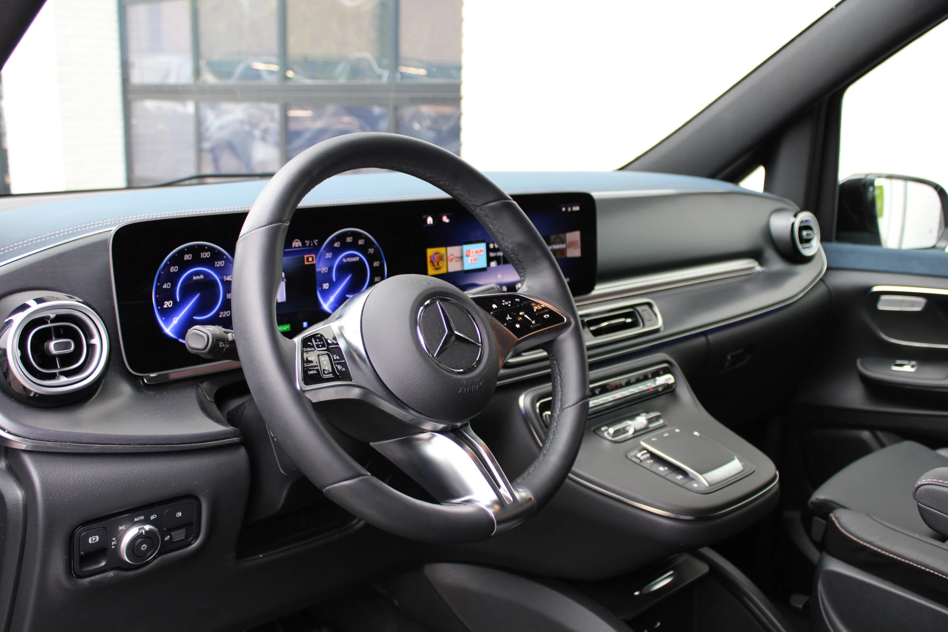 Hoofdafbeelding Mercedes-Benz EQV