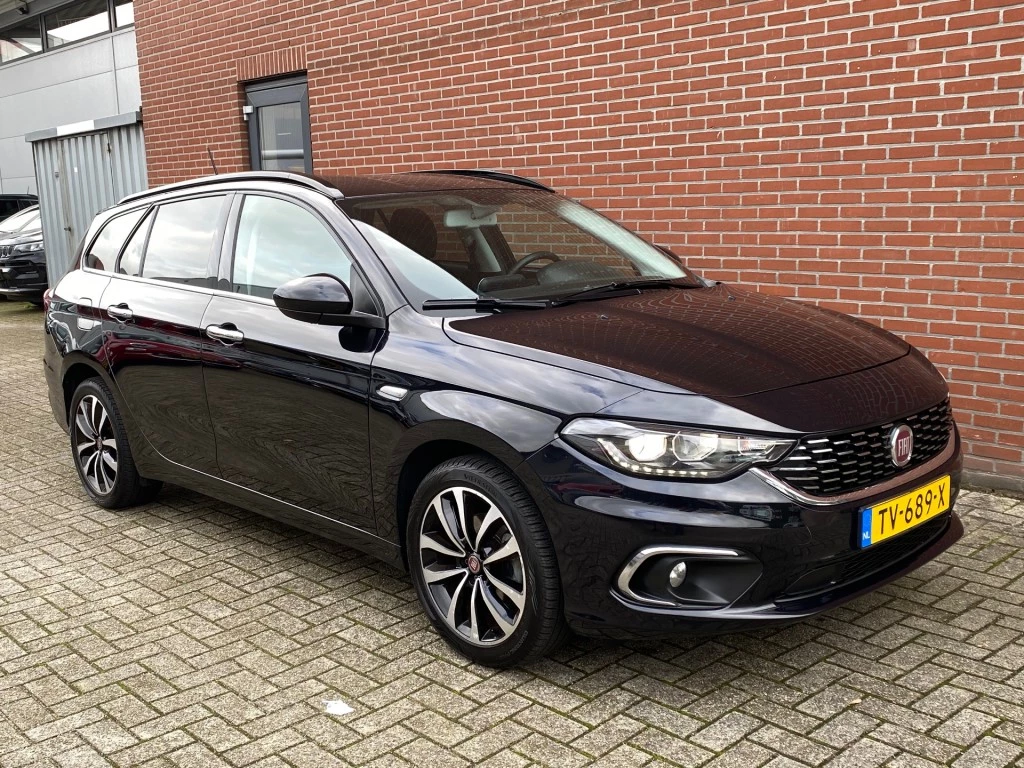 Hoofdafbeelding Fiat Tipo