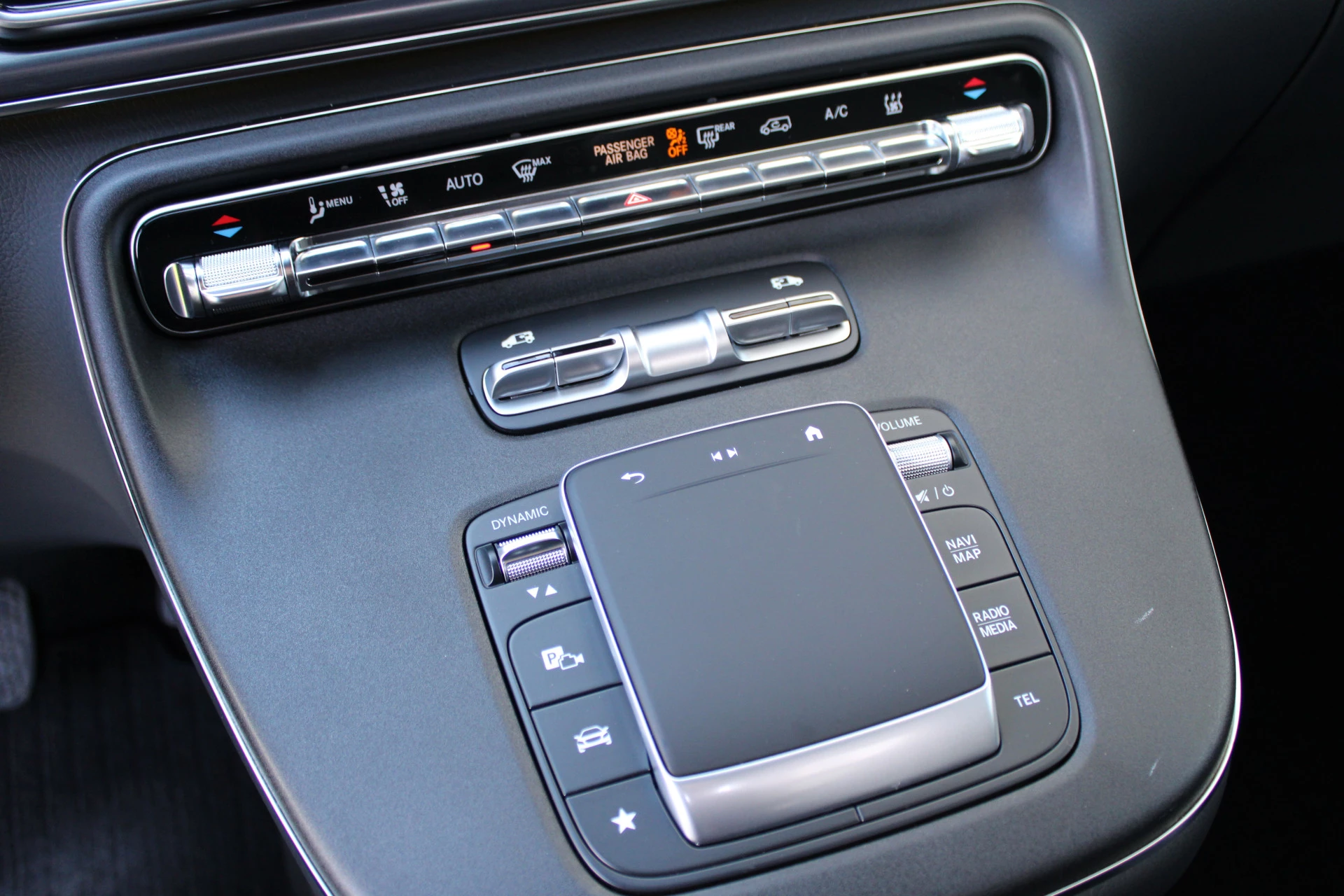 Hoofdafbeelding Mercedes-Benz EQV