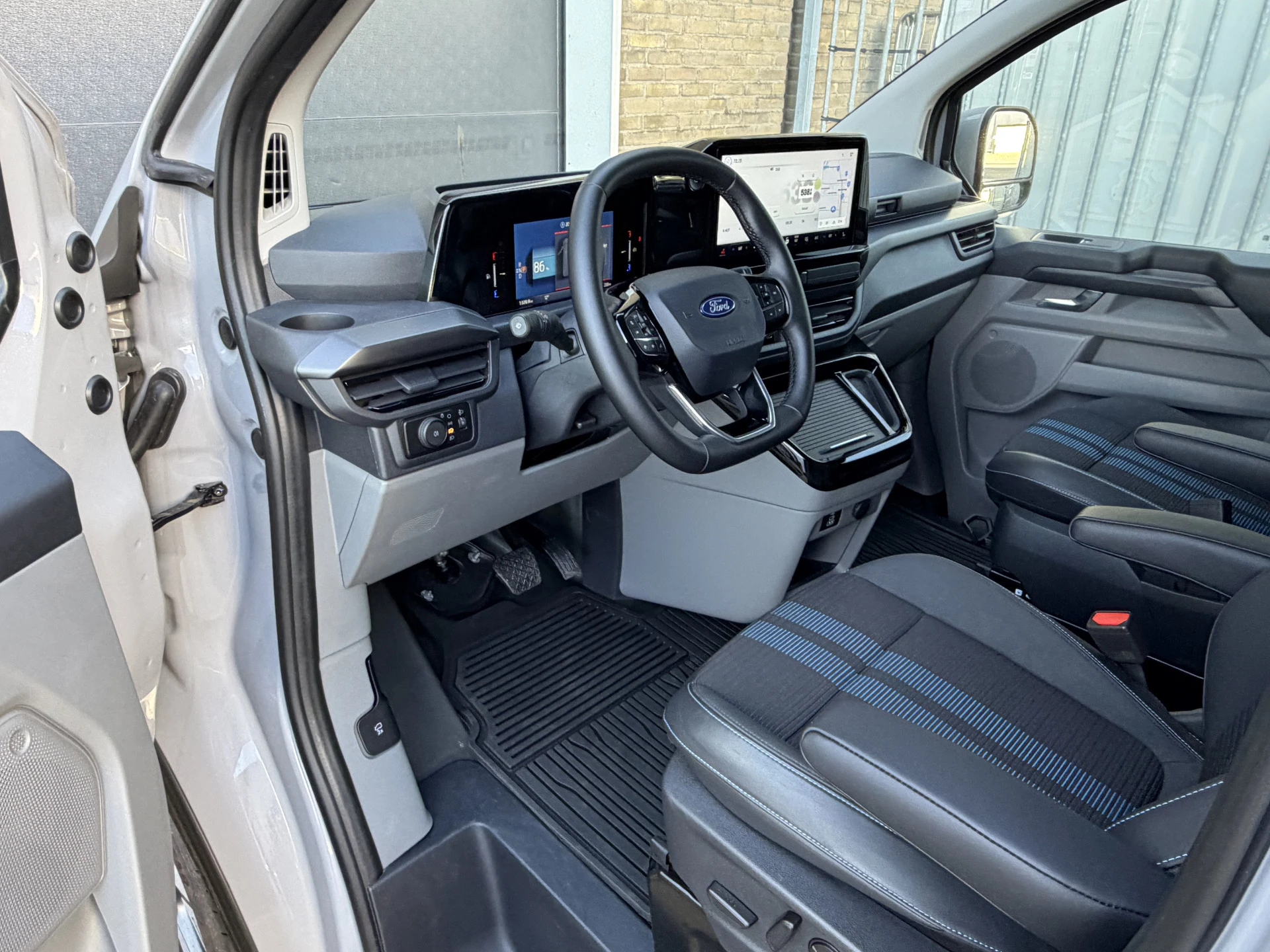 Hoofdafbeelding Ford E-Transit