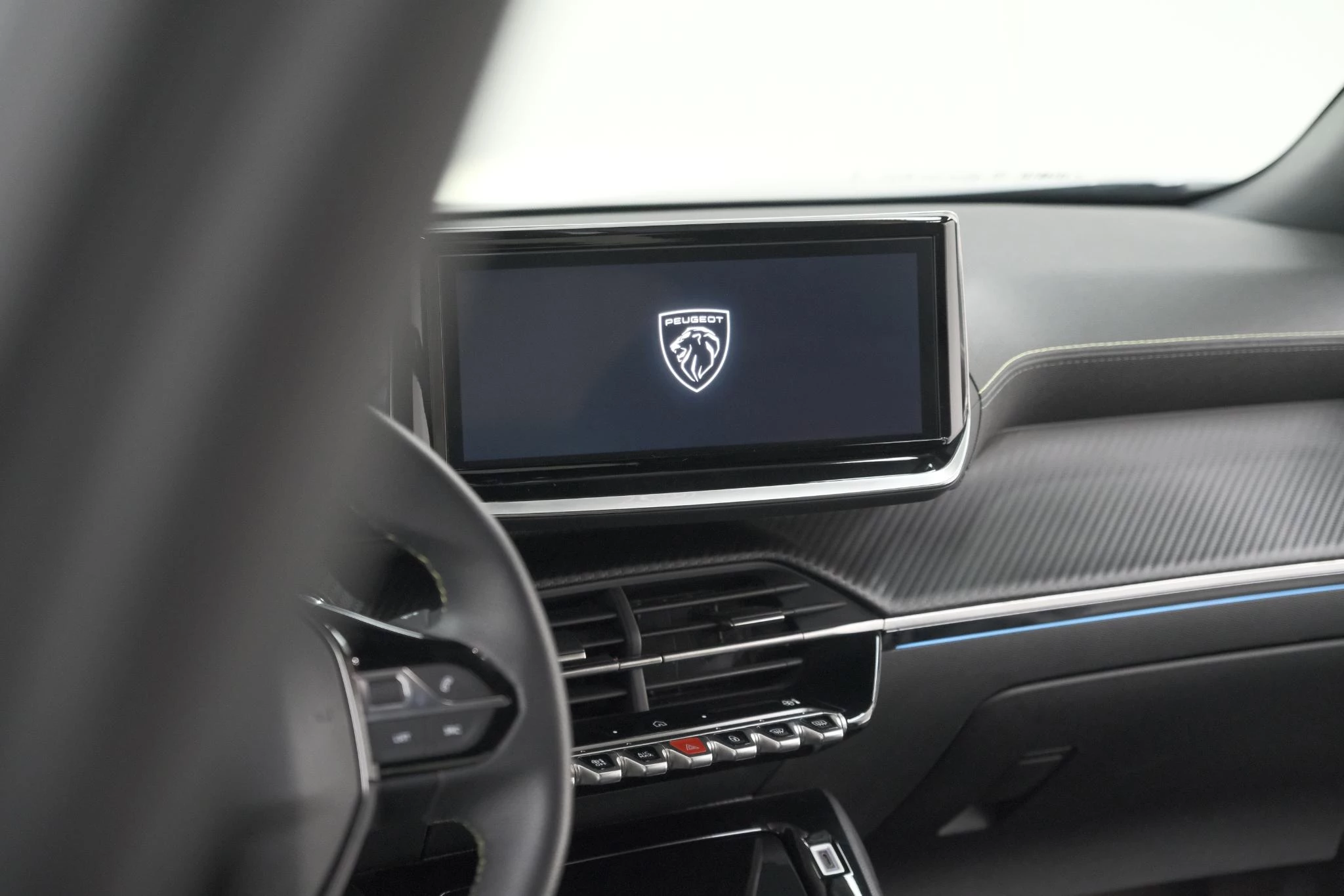 Hoofdafbeelding Peugeot e-2008