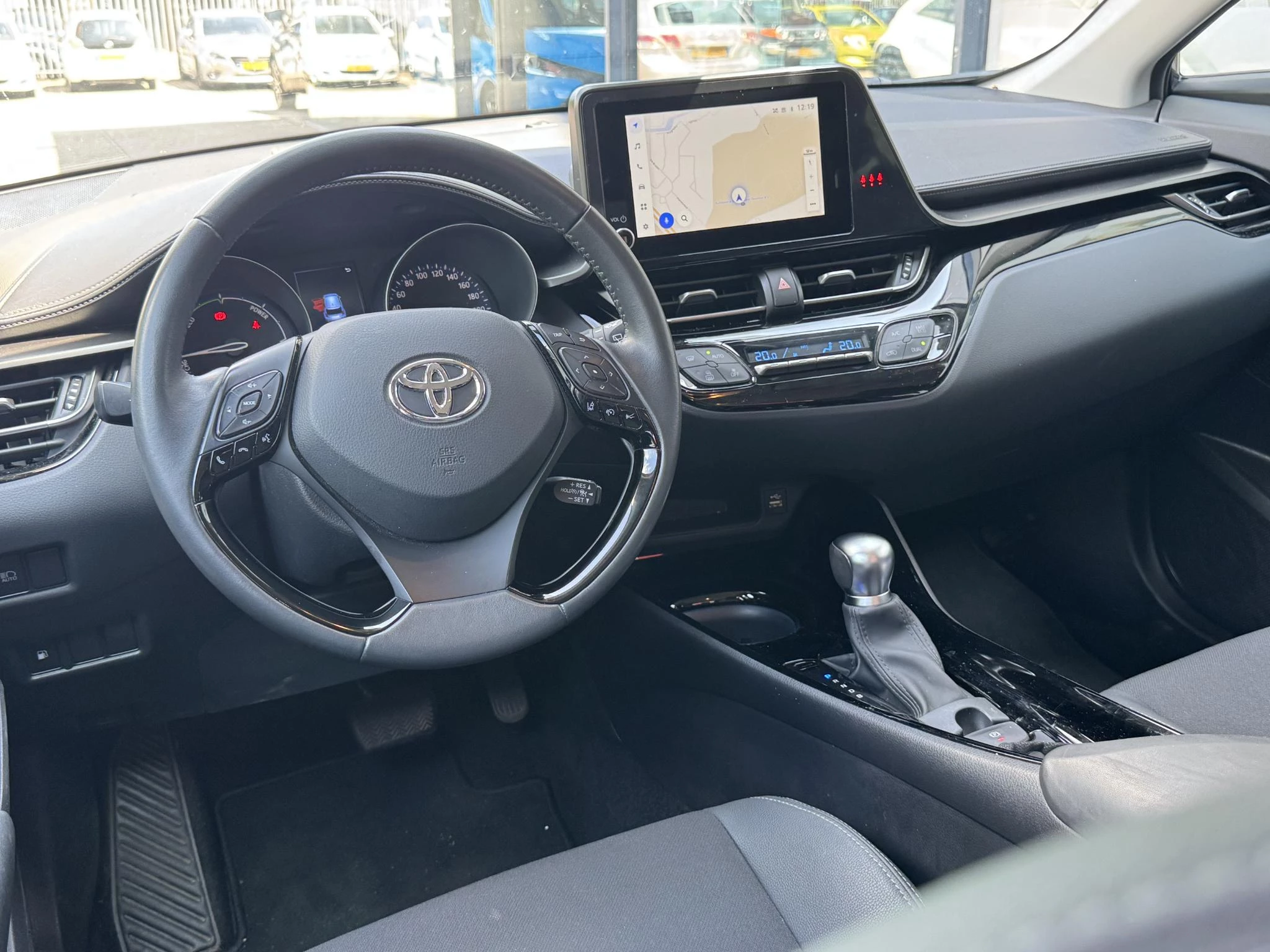Hoofdafbeelding Toyota C-HR