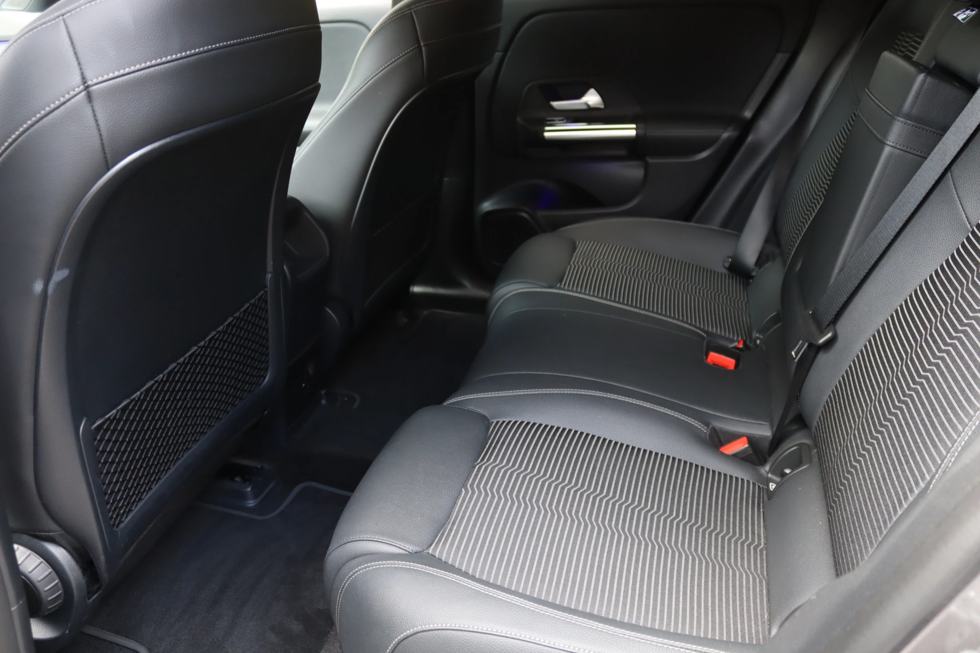 Hoofdafbeelding Mercedes-Benz EQA