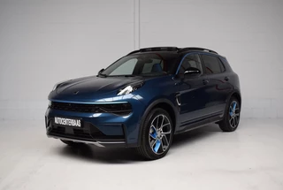 Lynk & Co 01 1.5 BLACK-EDITION / VIRTUAL / 360 CAMERA / INFINITY GELUID / PANORAMADAK / ADAPT.CRUISE / 20INCH / SFEERVERLICHTING