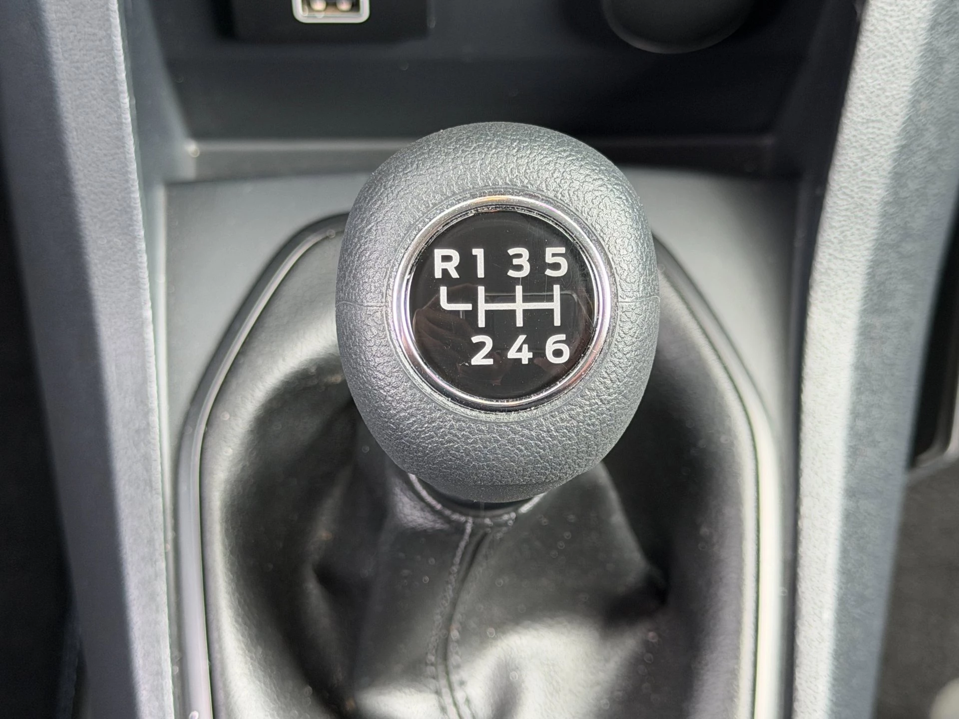 Hoofdafbeelding Ford Transit Courier