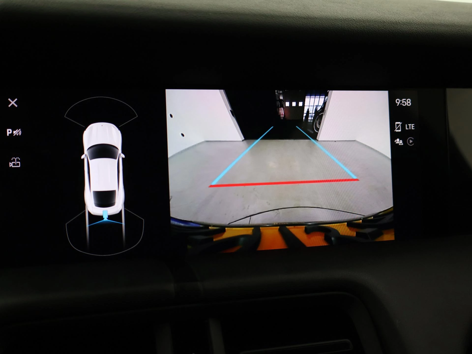 Hoofdafbeelding Porsche Taycan