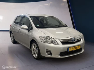 Toyota Auris 1.8 Full Hybrid ✓Keyless✓Trekh.✓AUT✓Parks.✓Navi