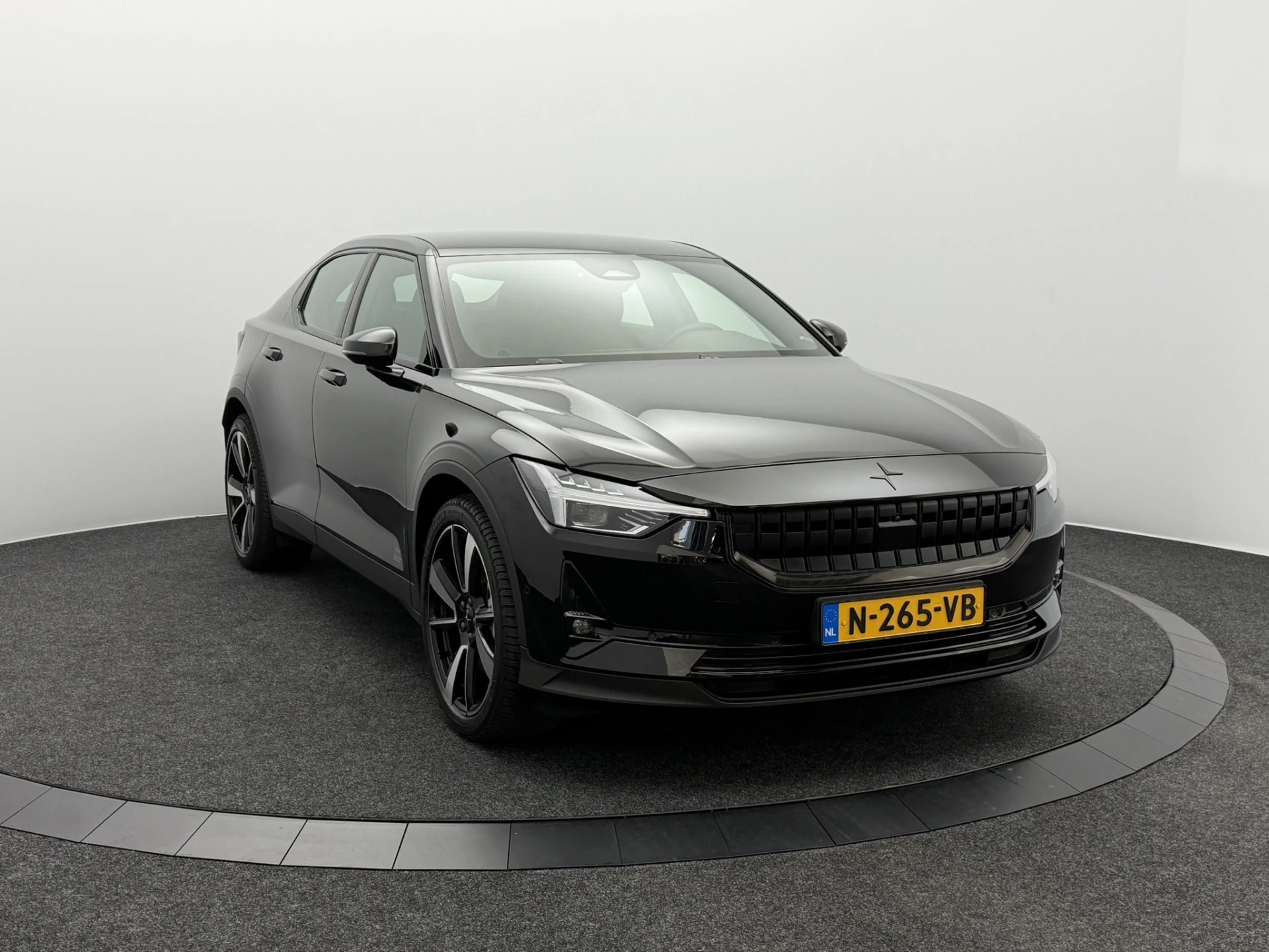 Hoofdafbeelding Polestar 2