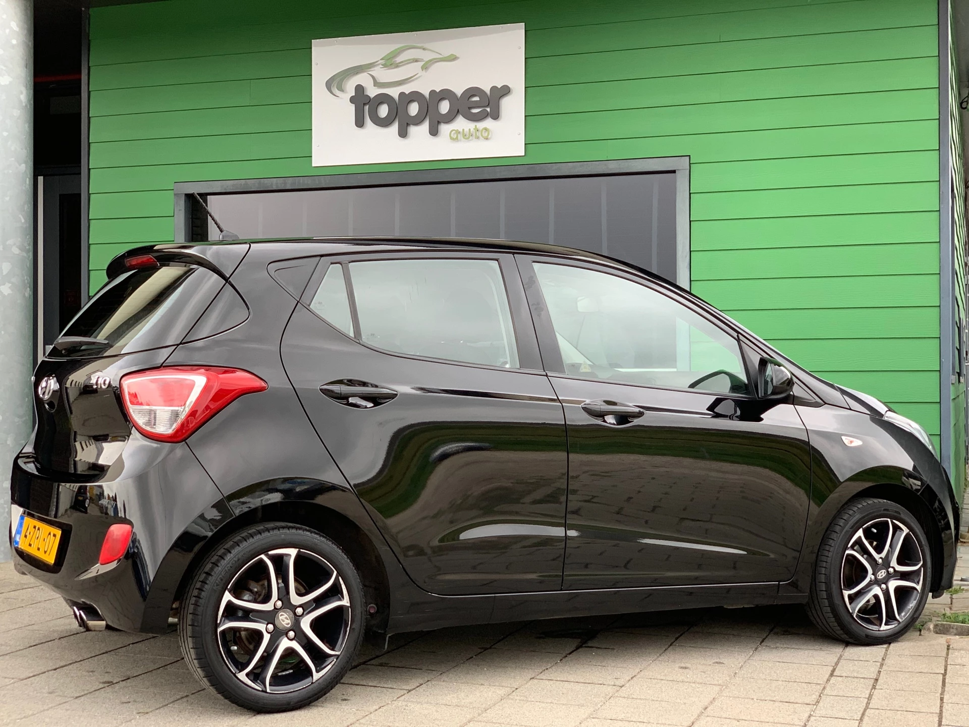 Hoofdafbeelding Hyundai i10
