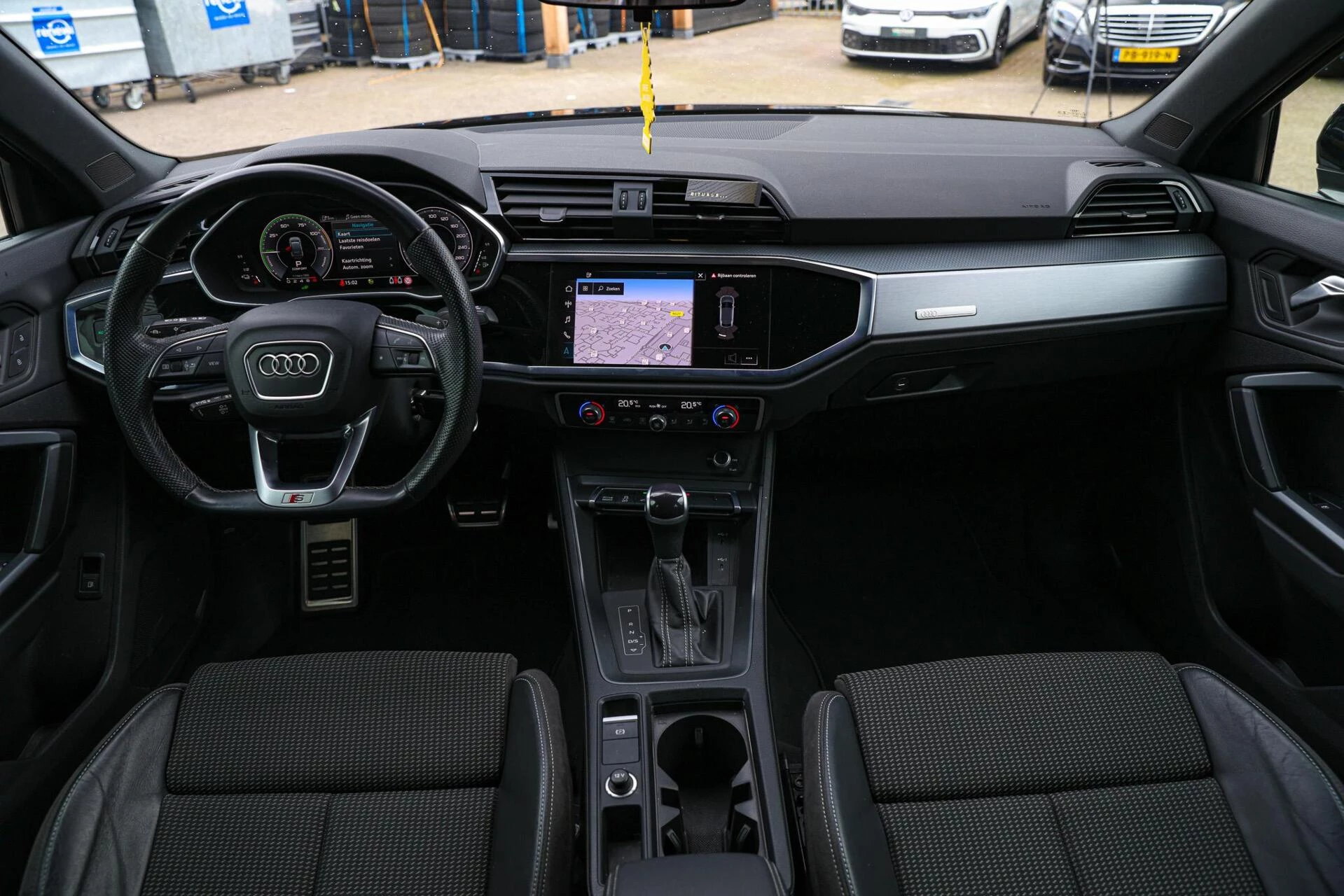 Hoofdafbeelding Audi Q3