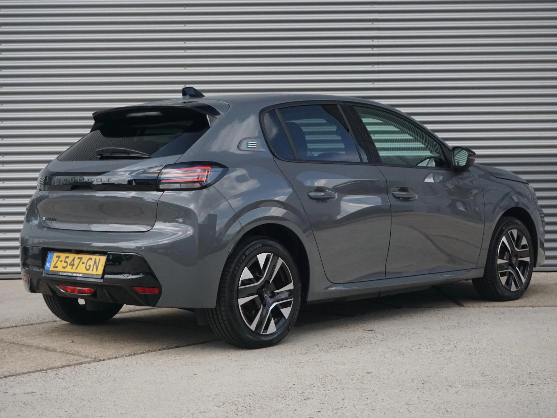 Hoofdafbeelding Peugeot e-208