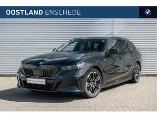 BMW 5 Serie Touring 530e M Sport Automaat / Panoramadak / Bowers & Wilkins / M Multifunctionele Stoelen / Adaptieve LED / Parking Assistant Plus / Comfort Access