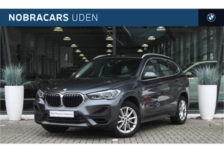 BMW X1 sDrive20i Executive Automaat / Sportstoelen / Head-Up / Achteruitrijcamera / LED / Stoelverwarming / Active Cruise Control