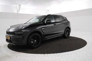 Lynk & Co 01 1.5 360 camera, panorama dak, Apple carplay / Android auto