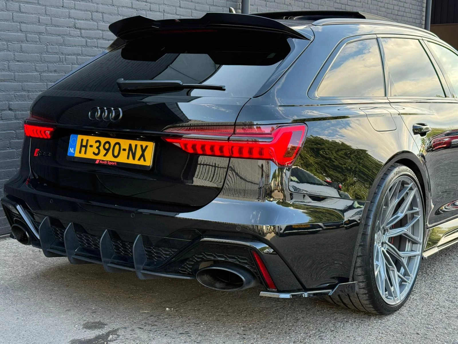 Hoofdafbeelding Audi RS6