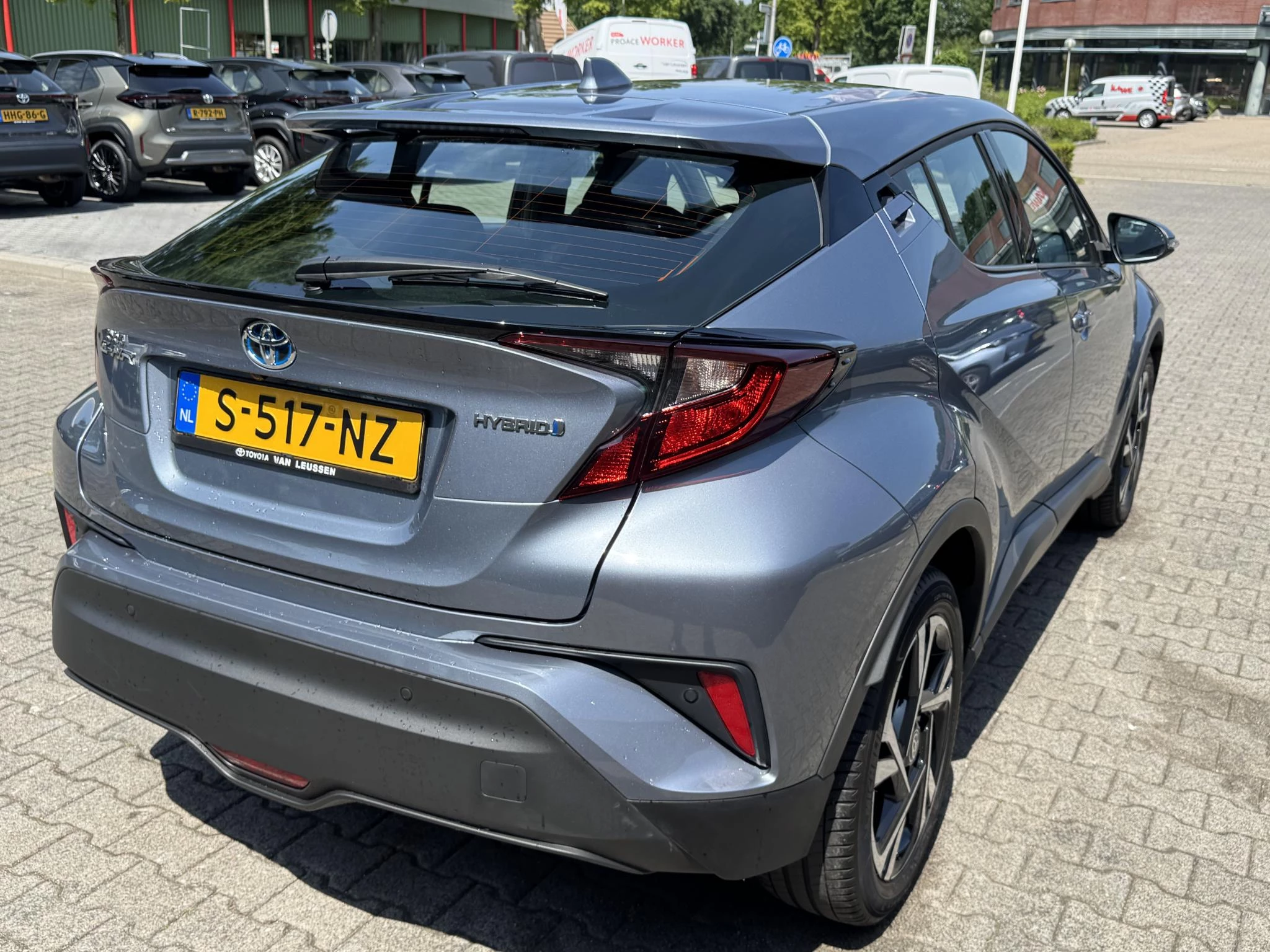 Hoofdafbeelding Toyota C-HR