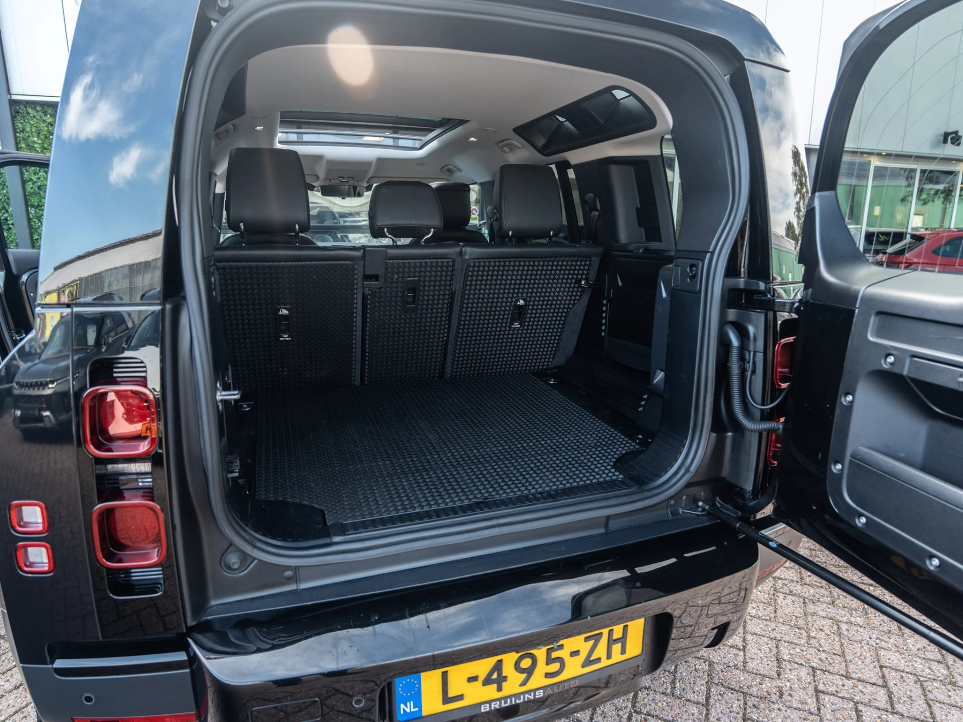 Hoofdafbeelding Land Rover Defender
