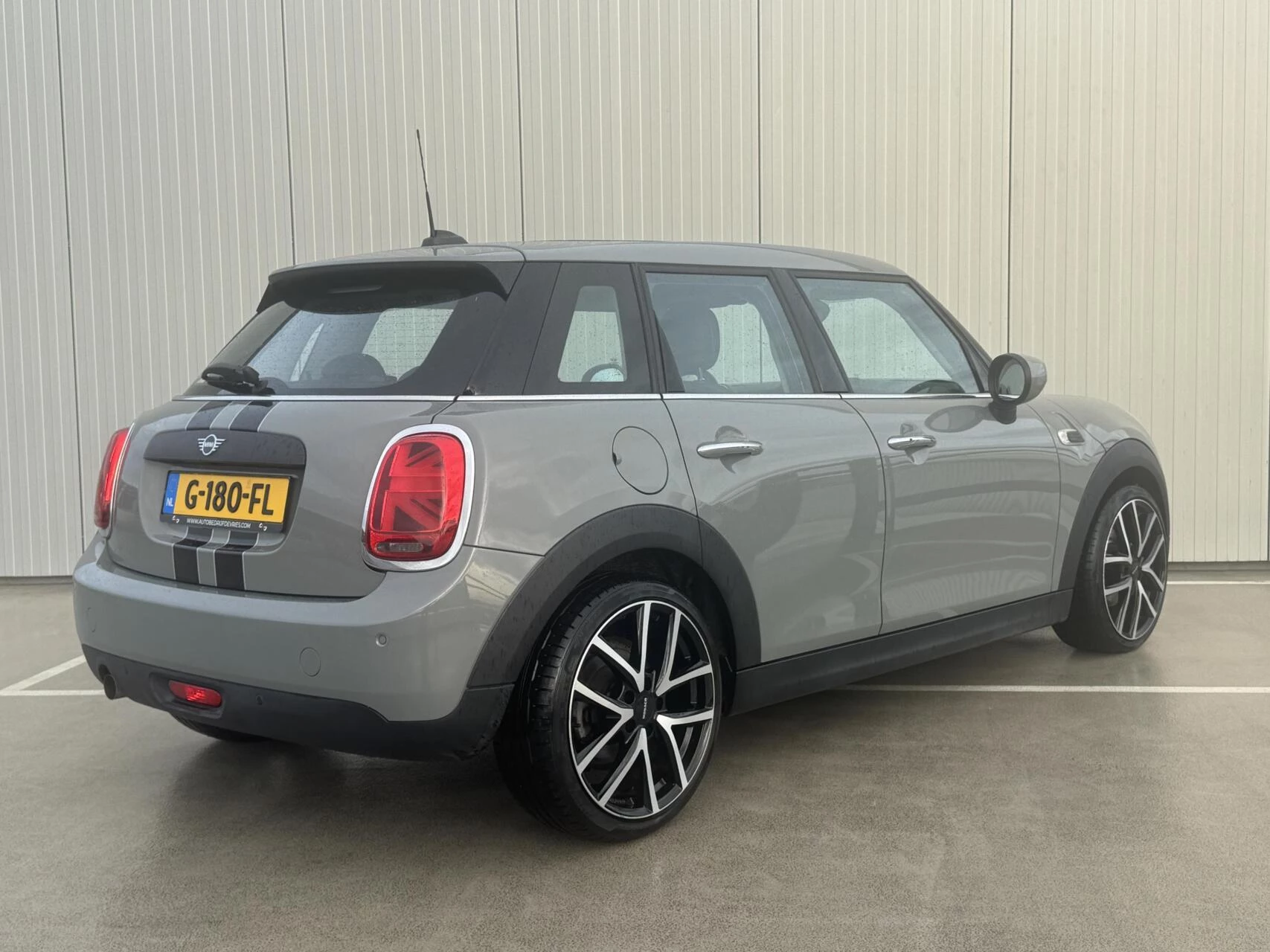 Hoofdafbeelding MINI One