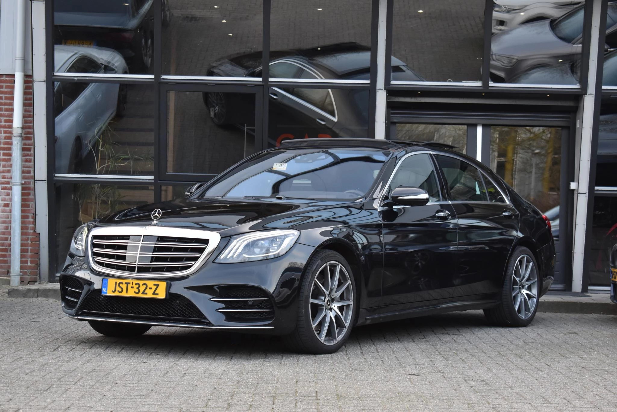 Hoofdafbeelding Mercedes-Benz S-Klasse