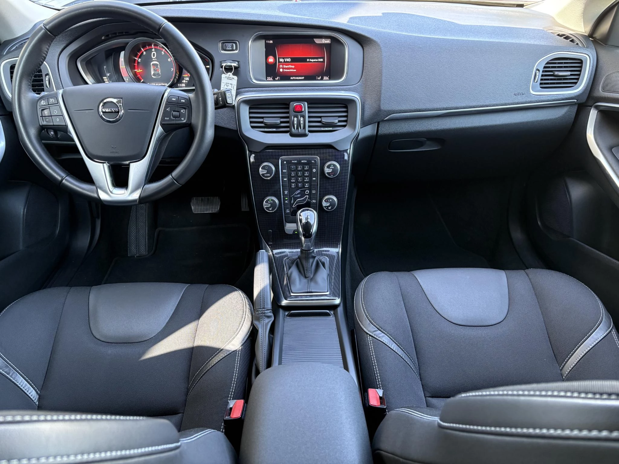 Hoofdafbeelding Volvo V40