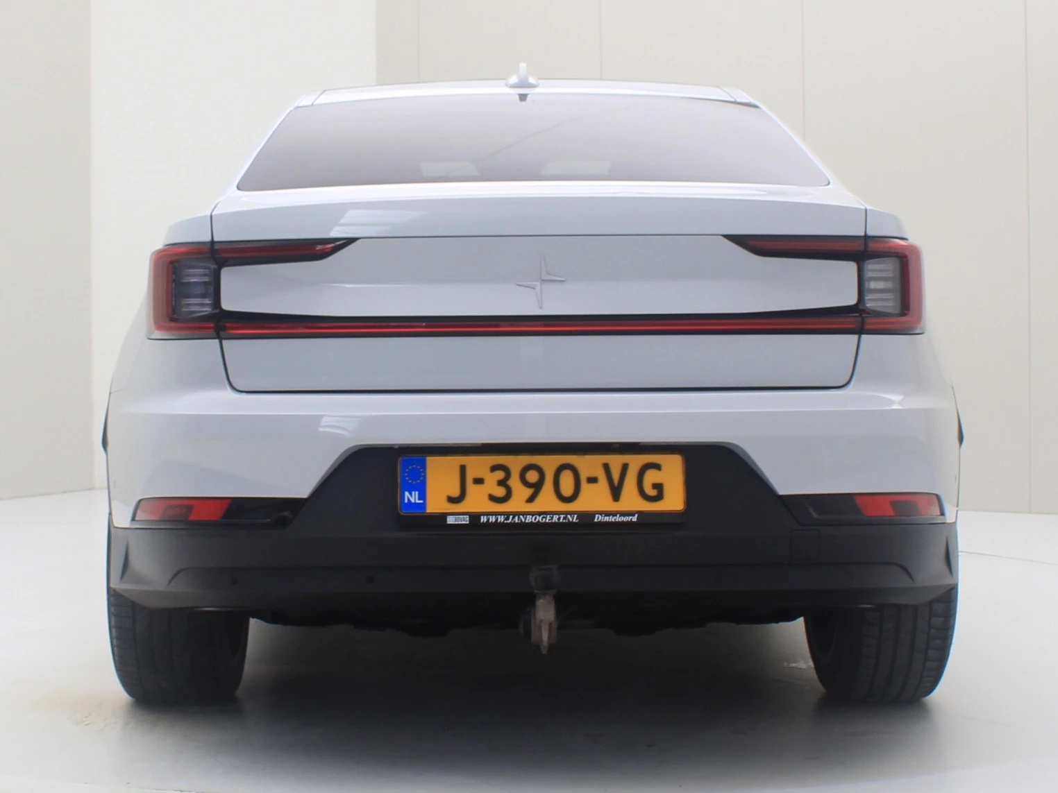 Hoofdafbeelding Polestar 2