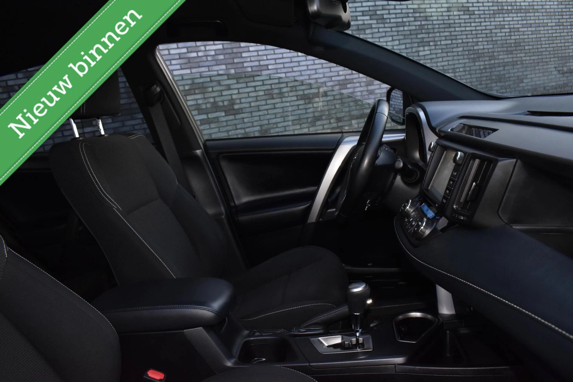 Hoofdafbeelding Toyota RAV4