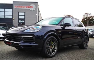 Porsche Cayenne 3.0 E-Hybrid | Sport Chrono | Bose Sound | Panorama | Luchtvering | Trekhaak | Adaptieve Cruise | 360 camera | NAP