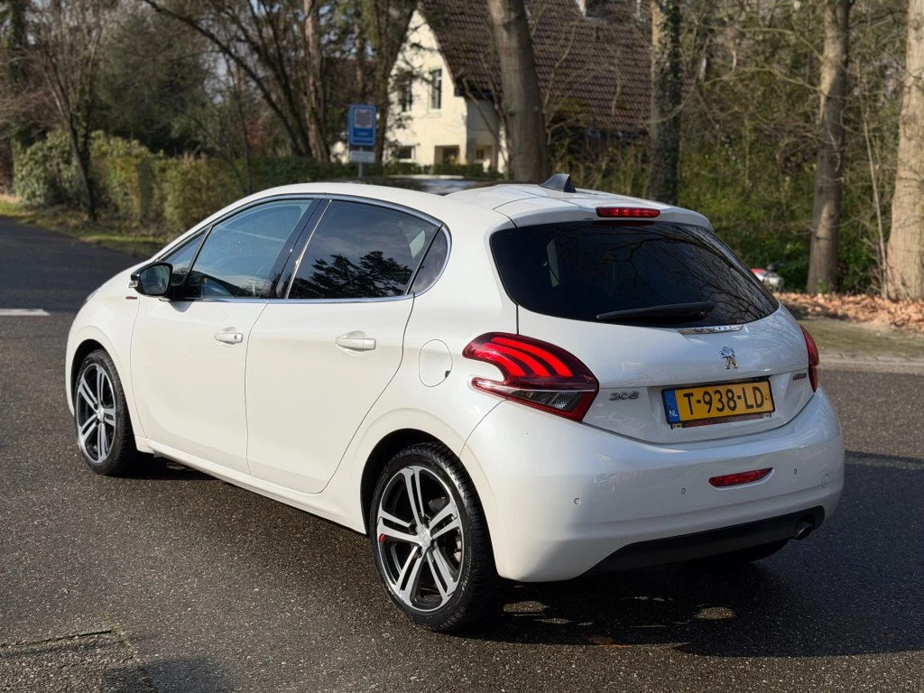 Hoofdafbeelding Peugeot 208