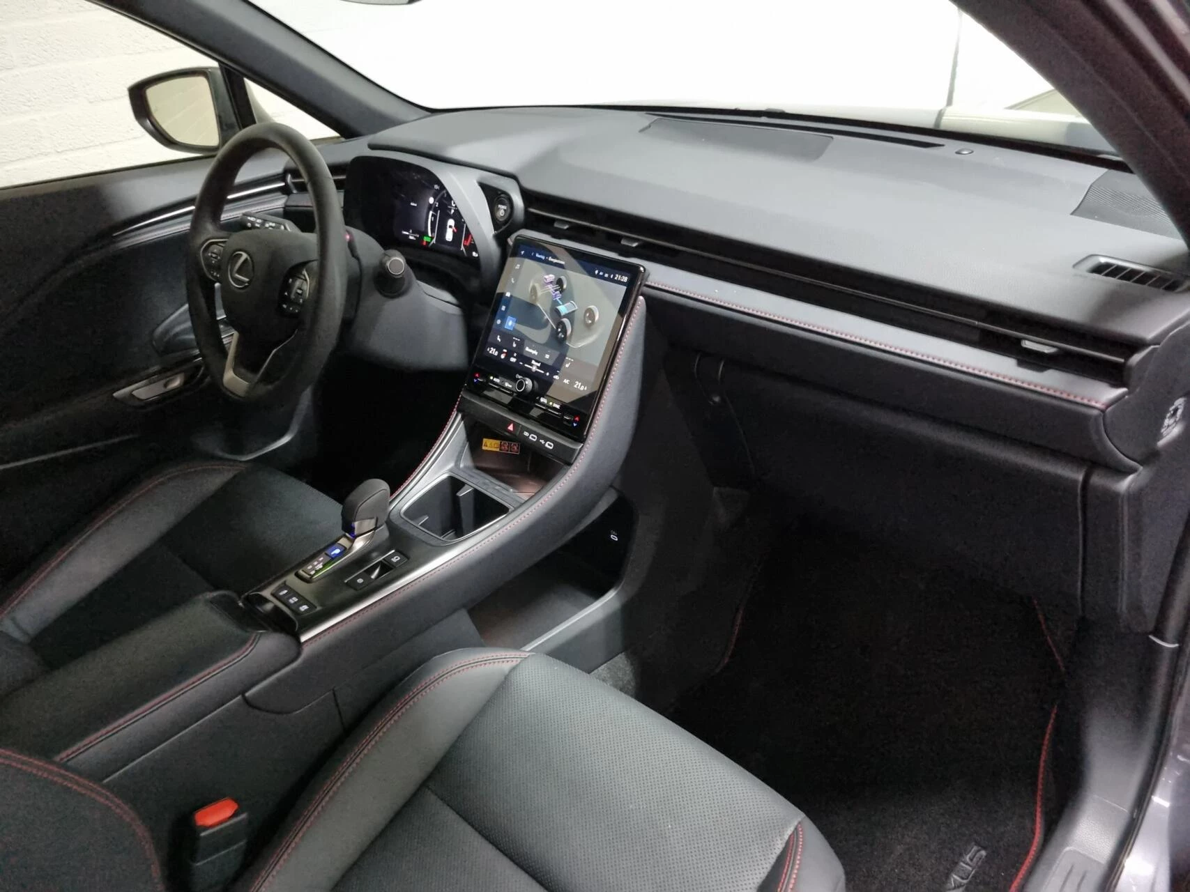 Hoofdafbeelding Lexus LBX