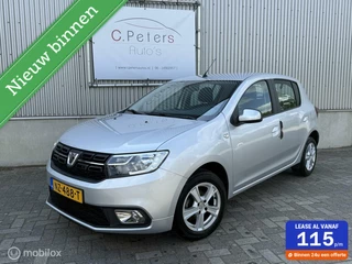 Hoofdafbeelding Dacia Sandero Dacia Sandero 0.9 TCe Laureate 2017 / Airco / Navigatie / DAB / Dealeronderhouden NAP